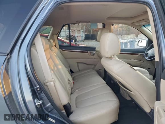 ✅ 2008 Hyundai Santa Fe SE • VIN: 5NMSH73E88H184228 • Lot: 94319905. Listed on Copart with 143,606 mi. Free auction sales archive from the USA and detailed vehicle history report at DreamBid. Image 11.