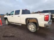 ✅ 2015 Chevrolet Silverado 2500HD LT • VIN: 1GC1KVE81FF194943 • Lot: 93659145. Listed on Copart with 638,291 mi. Free auction sales archive from the USA and detailed vehicle history report at DreamBid. Image 2.