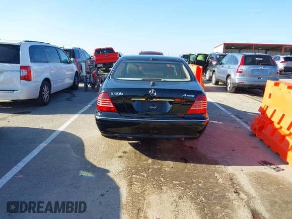 ✅ 2005 Mercedes-Benz S 500 • VIN: WDBNG84J15A446855 • Лот: 41137066. Опубликован ранее на IAAI с пробегом 147 939 миль. Бесплатный доступ к архиву аукционных продаж из США и подробный отчёт об истории автомобиля на DreamBid. Изображение 16.