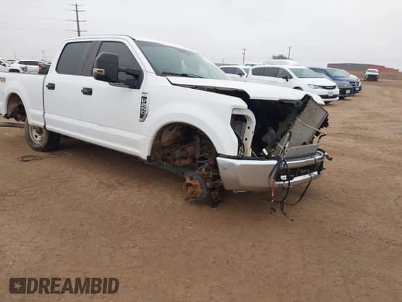 ✅ 2018 Ford F-250 XL • VIN: 1FT7W2B64JEC56737 • Lot: 43723466. Listed on IAAI with Not provided. Free auction sales archive from the USA and detailed vehicle history report at DreamBid. Image 1.
