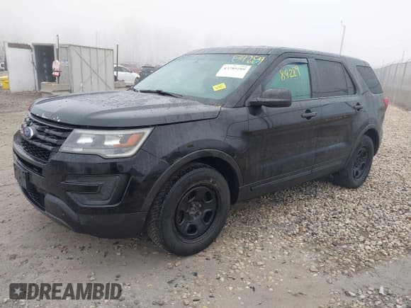 ✅ 2017 Ford Police Interceptor Utility • VIN: 1FM5K8AR9HGA44508 • Лот: 43789289. Опубликован ранее на IAAI с пробегом 104 681 миль. Бесплатный доступ к архиву аукционных продаж из США и подробный отчёт об истории автомобиля на DreamBid. Изображение 2.