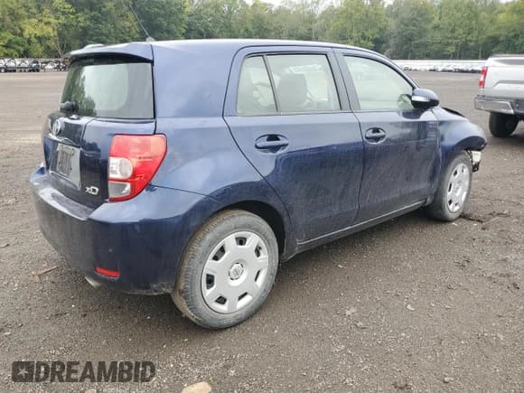 ✅ 2014 Scion xD • VIN: JTKKUPB42E1045067 • Lot: 81805985. Listed on Copart with 78,871 mi. Free auction sales archive from the USA and detailed vehicle history report at DreamBid. Image 3.