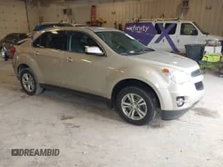 2013 Chevrolet Equinox LT z VIN 1GNALPEK8DZ118434, wystawiony jako IAAI lot #43039570 z przebiegiem 131 848 mil mil oraz . Historia ofert i sprzedaży dostępna na DreamBid. Obrazek 1.