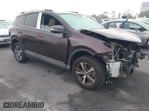 ✅ 2016 Toyota RAV4 XLE • VIN: 2T3WFREV4GW244144 • Lot: 43651091. Wystawiony na IAAI z przebiegiem 129 983 mil. Bezpłatny archiwum sprzedaży aukcyjnych z USA i szczegółowy raport historii pojazdu na DreamBid. Zdjęcie 1.