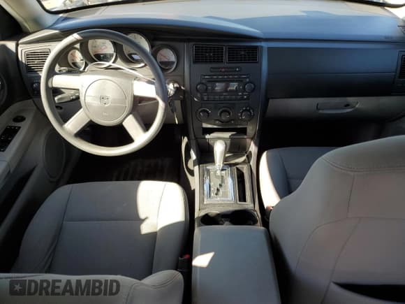 ✅ 2007 Dodge Charger • VIN: 2B3KA43G47H752149 • Лот: 81884035. Опубликован ранее на Copart с пробегом 148 678 миль. Бесплатный доступ к архиву аукционных продаж из США и подробный отчёт об истории автомобиля на DreamBid. Изображение 8.