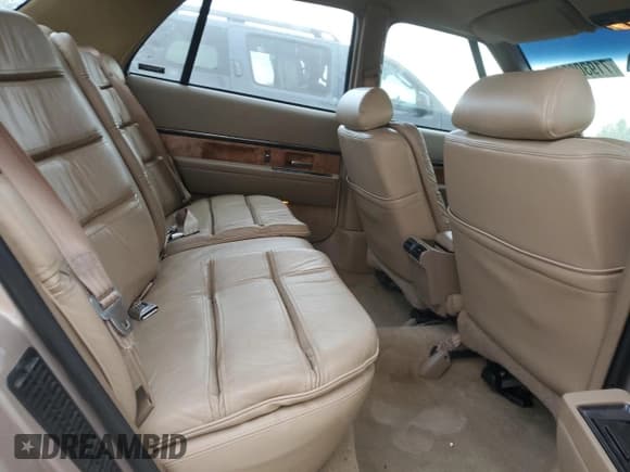 ✅ 1995 Buick LeSabre Limited • VIN: 1G4HR52L4SH514043 • Лот: 71930024. Опубликован ранее на Copart с пробегом 80 064 миль. Бесплатный доступ к архиву аукционных продаж из США и подробный отчёт об истории автомобиля на DreamBid. Изображение 10.