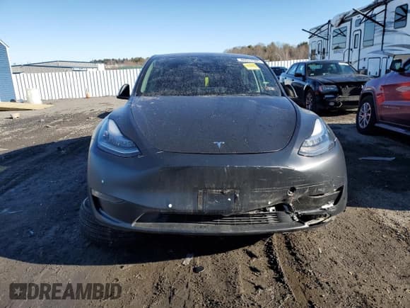 ✅ 2022 Tesla Model Y Long Range • VIN: 7SAYGDEE9NF371325 • Lot: 46917505. Wystawiony na Copart z przebiegiem Nie podano. Bezpłatny archiwum sprzedaży aukcyjnych z USA i szczegółowy raport historii pojazdu na DreamBid. Zdjęcie 5.