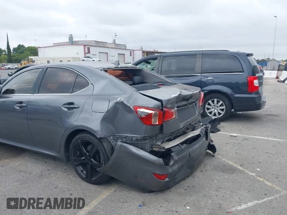 ✅ 2012 Lexus IS 250 • VIN: JTHBF5C20C5160449 • Lot: 42367948. Listed on IAAI with 131,446 mi. Free auction sales archive from the USA and detailed vehicle history report at DreamBid. Image 3.