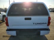 ✅ 2020 Toyota Tundra Limited • VIN: 5TFHY5F16LX917738 • Lot: 71126665. Wystawiony na Copart z przebiegiem 88 036 mil. Bezpłatny archiwum sprzedaży aukcyjnych z USA i szczegółowy raport historii pojazdu na DreamBid. Zdjęcie 6.
