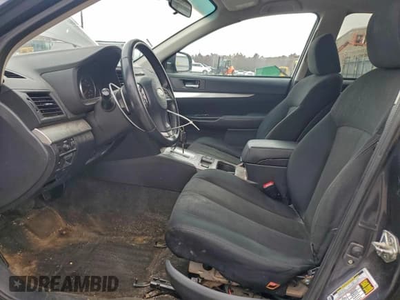 ✅ 2013 Subaru Outback Premium • VIN: 4S4BRBCC3D3211127 • Lot: 94075305. Wystawiony na Copart z przebiegiem 210 140 mil. Bezpłatny archiwum sprzedaży aukcyjnych z USA i szczegółowy raport historii pojazdu na DreamBid. Zdjęcie 7.