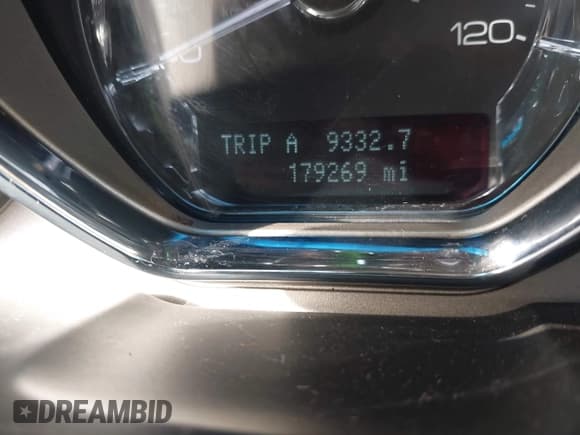 ✅ 2010 Lincoln MKT • VIN: 2LMHJ5FR6ABJ15009 • Lot: 43524648. Wystawiony na IAAI z przebiegiem 179 269 mil. Bezpłatny archiwum sprzedaży aukcyjnych z USA i szczegółowy raport historii pojazdu na DreamBid. Zdjęcie 15.