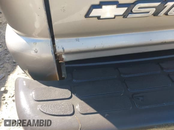 ✅ 2001 Chevrolet S-10 LS • VIN: 1GCDT13W31K155534 • Лот: 43455823. Опубликован ранее на IAAI с пробегом 282 026 миль. Бесплатный доступ к архиву аукционных продаж из США и подробный отчёт об истории автомобиля на DreamBid. Изображение 16.