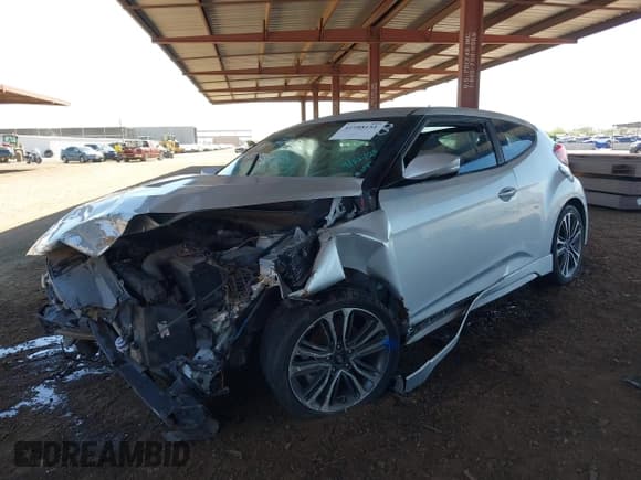 ✅ 2017 Hyundai Veloster Turbo R-Spec • VIN: KMHTC6AE6HU310025 • Lot: 41988151. Wystawiony na IAAI z przebiegiem 107 305 mil. Bezpłatny archiwum sprzedaży aukcyjnych z USA i szczegółowy raport historii pojazdu na DreamBid. Zdjęcie 17.