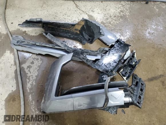 ✅ 2023 Nissan Titan SV • VIN: 1N6AA1EC1PN111287 • Lot: 88171995. Listed on Copart with 22,747 mi. Free auction sales archive from the USA and detailed vehicle history report at DreamBid. Image 12.