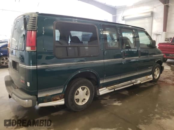 ✅ 2000 GMC Savana Cargo RV Conversion • VIN: 1GDFG15M8Y1152861 • Lot: 61837935. Wystawiony na Copart z przebiegiem 173 973 mil. Bezpłatny archiwum sprzedaży aukcyjnych z USA i szczegółowy raport historii pojazdu na DreamBid. Zdjęcie 3.