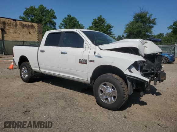 ✅ 2016 Ram 2500 SLT • VIN: 3C6TR5DT6GG379085 • Lot: 61930295. Wystawiony na Copart z przebiegiem 133 817 mil. Bezpłatny archiwum sprzedaży aukcyjnych z USA i szczegółowy raport historii pojazdu na DreamBid. Zdjęcie 4.