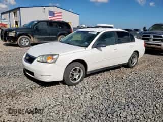 2008 Chevrolet Malibu Classic LS 1FL z VIN 1G1ZS58F68F122273, wystawiony jako Copart lot #68744275 z przebiegiem 200 186 mil mil oraz Szkoda całkowita • Salvage title. Historia ofert i sprzedaży dostępna na DreamBid. Obrazek 1.