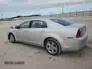 2010 Chevrolet Malibu 1LT z VIN 1G1ZC5E07AF323909, wystawiony jako Copart lot #56308914 z przebiegiem 169 154 mil mil oraz Szkoda całkowita • Salvage title. Historia ofert i sprzedaży dostępna na DreamBid. Obrazek 2.