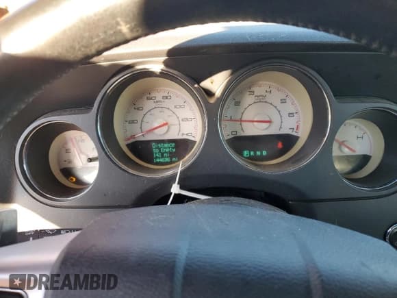 ✅ 2013 Dodge Challenger SXT • VIN: 2C3CDYAG2DH635755 • Лот: 85293545. Опубликован ранее на Copart с пробегом 144 635 миль. Бесплатный доступ к архиву аукционных продаж из США и подробный отчёт об истории автомобиля на DreamBid. Изображение 9.