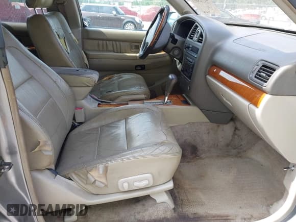 ✅ 2003 Infiniti QX4 Luxury • VIN: JNRDR09X93W251866 • Lot: 42715853. Listed on IAAI with 226,362 mi. Free auction sales archive from the USA and detailed vehicle history report at DreamBid. Image 5.