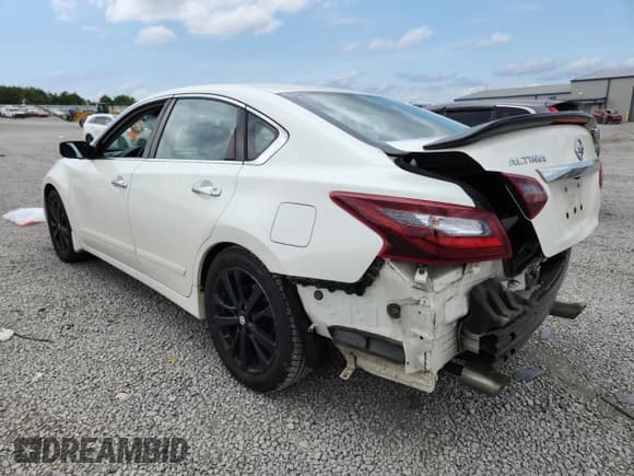 ✅ 2017 Nissan Altima S • VIN: 1N4AL3AP3HC216630 • Lot: 67302735. Listed on Copart with 132,871 mi. Free auction sales archive from the USA and detailed vehicle history report at DreamBid. Image 2.