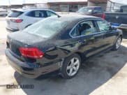 ✅ 2015 Volkswagen Passat S • VIN: 1VWAT7A30FC093068 • Lot: 43309416. Wystawiony na IAAI z przebiegiem 94 913 mil. Bezpłatny archiwum sprzedaży aukcyjnych z USA i szczegółowy raport historii pojazdu na DreamBid. Zdjęcie 4.