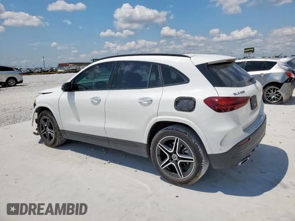 ✅ 2024 Mercedes-Benz GLA 250 • VIN: W1N4N4GB6RJ616092 • Lot: 68430125. Wystawiony na Copart z przebiegiem 22 873 mil. Bezpłatny archiwum sprzedaży aukcyjnych z USA i szczegółowy raport historii pojazdu na DreamBid. Zdjęcie 2.
