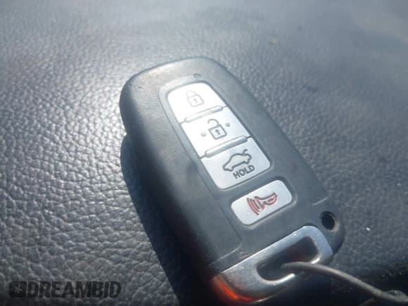 ✅ 2012 Kia Optima Hybrid • VIN: KNAGM4AD7C5031987 • Lot: 43286976. Listed on IAAI with 164,320 mi. Free auction sales archive from the USA and detailed vehicle history report at DreamBid. Image 11.