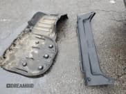 ✅ 2019 Toyota Camry SE • VIN: 4T1B11HK8KU283577 • Лот: 93075755. Опубликован ранее на Copart с пробегом 44 907 миль. Бесплатный доступ к архиву аукционных продаж из США и подробный отчёт об истории автомобиля на DreamBid. Изображение 12.