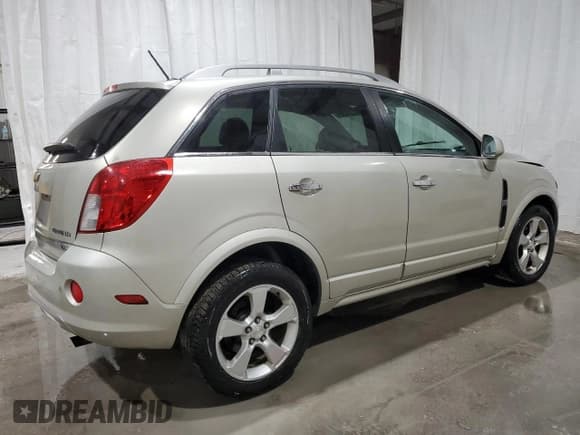 ✅ 2013 Chevrolet Captiva Sport LTZ • VIN: 3GNAL4EKXDS641272 • Lot: 91036405. Wystawiony na Copart z przebiegiem 112 355 mil. Bezpłatny archiwum sprzedaży aukcyjnych z USA i szczegółowy raport historii pojazdu na DreamBid. Zdjęcie 3.