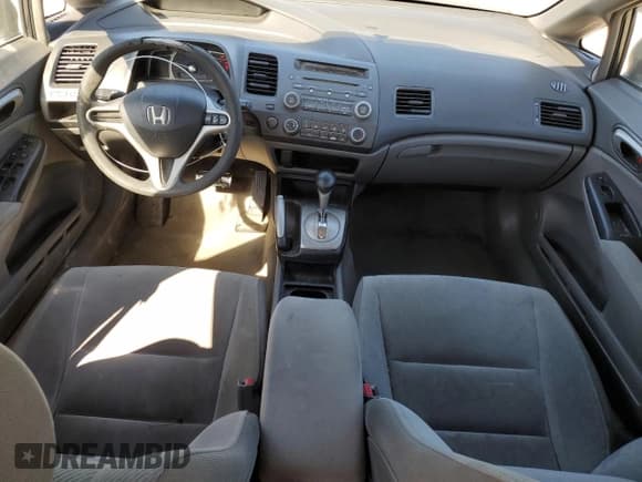✅ 2010 Honda Civic LX • VIN: 2HGFA1F50AH545257 • Lot: 85912065. Listed on Copart with 194,596 mi. Free auction sales archive from the USA and detailed vehicle history report at DreamBid. Image 8.