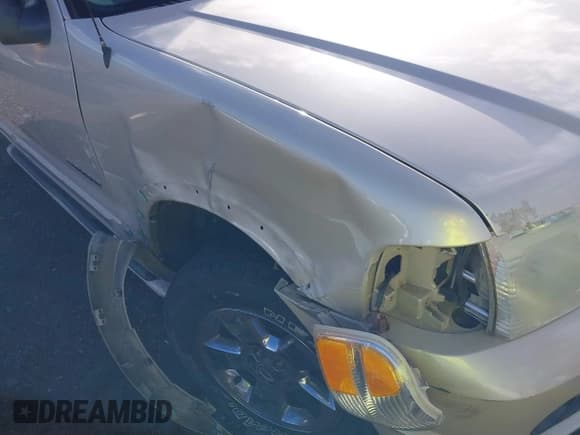 ✅ 2005 Ford Explorer • VIN: 1FMZU65K65ZA04433 • Lot: 38826884. Wystawiony na IAAI z przebiegiem 157 221 mil. Bezpłatny archiwum sprzedaży aukcyjnych z USA i szczegółowy raport historii pojazdu na DreamBid. Zdjęcie 6.