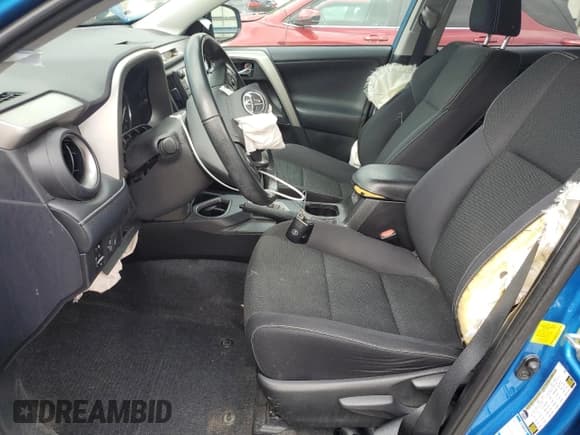 ✅ 2016 Toyota RAV4 XLE • VIN: 2T3RFREV1GW461776 • Лот: 87391205. Опубликован ранее на Copart с пробегом 114 041 миль. Бесплатный доступ к архиву аукционных продаж из США и подробный отчёт об истории автомобиля на DreamBid. Изображение 7.