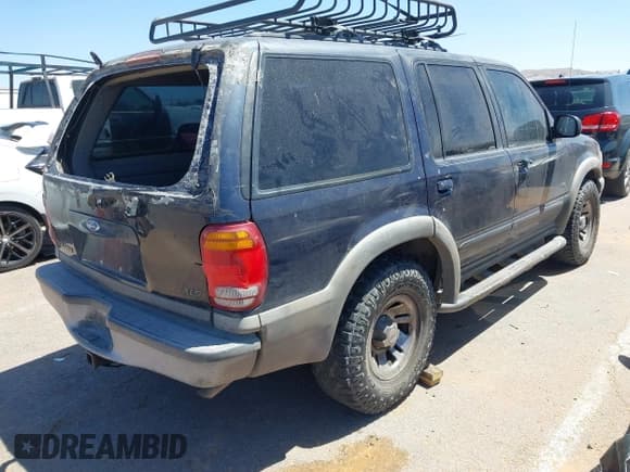 ✅ 1999 Ford Explorer XL • VIN: 1FMZU32X6XZA93597 • Лот: 42138855. Опубликован ранее на IAAI с пробегом 190 449 миль. Бесплатный доступ к архиву аукционных продаж из США и подробный отчёт об истории автомобиля на DreamBid. Изображение 4.