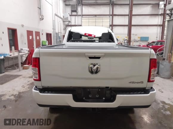 ✅ 2021 Ram 2500 Big Horn • VIN: 3C6UR5JL5MG554642 • Лот: 42305894. Опубликован ранее на IAAI с пробегом 123 187 миль. Бесплатный доступ к архиву аукционных продаж из США и подробный отчёт об истории автомобиля на DreamBid. Изображение 16.