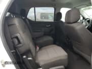 ✅ 2019 Chevrolet Traverse LT Cloth • VIN: 1GNERGKW9KJ281063 • Lot: 74217424. Wystawiony na Copart z przebiegiem Nie podano. Bezpłatny archiwum sprzedaży aukcyjnych z USA i szczegółowy raport historii pojazdu na DreamBid. Zdjęcie 10.