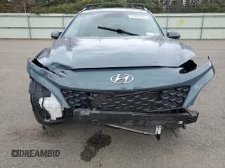 ✅ 2022 Hyundai Kona SEL • VIN: KM8K6CAB9NU915403 • Лот: 71914794. Опубликован ранее на Copart с пробегом 29 801 миль. Бесплатный доступ к архиву аукционных продаж из США и подробный отчёт об истории автомобиля на DreamBid. Изображение 5.