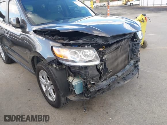 ✅ 2012 Hyundai Santa Fe Limited • VIN: 5XYZKDAG3CG136593 • Лот: 43417533. Опубликован ранее на IAAI с пробегом 71 725 миль. Бесплатный доступ к архиву аукционных продаж из США и подробный отчёт об истории автомобиля на DreamBid. Изображение 6.