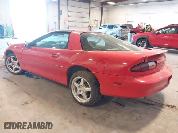 2000 Chevrolet Camaro с VIN 2G1FP22K4Y2169084, выставлен на аукционе IAAI как лот 41295000 с пробегом 135 846 миль миль и . История ставок и продаж доступна на DreamBid. Изображение 3.