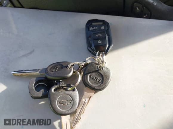 ✅ 2005 Chevrolet Avalanche Z71 • VIN: 3GNEK12Z15G237432 • Lot: 43840538. Listed on IAAI with 194,791 mi. Free auction sales archive from the USA and detailed vehicle history report at DreamBid. Image 11.