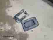 2006 Chevrolet Silverado 1500 LS z VIN 1GCEK19V76Z212287, wystawiony jako Copart lot #71824354 z przebiegiem Nie podano mil oraz Czysty tytuł • Clean title. Historia ofert i sprzedaży dostępna na DreamBid. Obrazek 12.