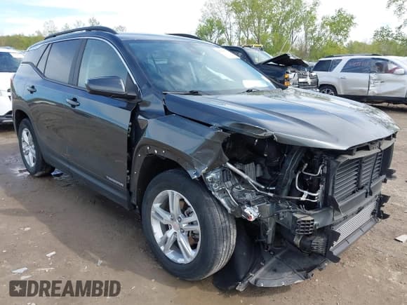 ✅ 2021 GMC Terrain SLE • VIN: 3GKALMEVXML385622 • Lot: 42199711. Wystawiony na IAAI z przebiegiem 35 479 mil. Bezpłatny archiwum sprzedaży aukcyjnych z USA i szczegółowy raport historii pojazdu na DreamBid. Zdjęcie 1.