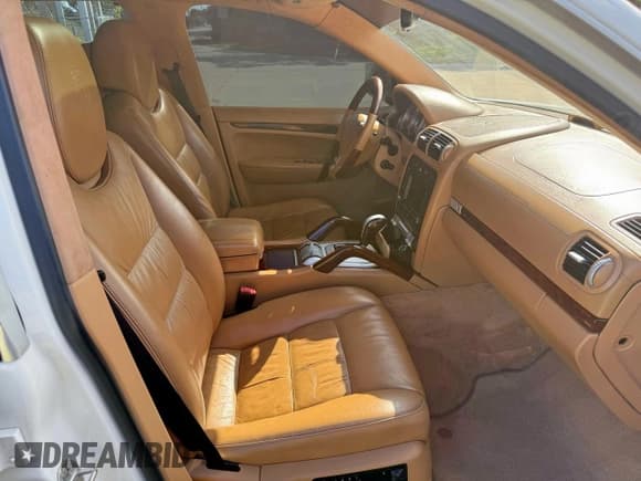 ✅ 2008 Porsche Cayenne Turbo • VIN: WP1AC29P38LA94293 • Lot: 91946145. Wystawiony na Copart z przebiegiem 153 723 mil. Bezpłatny archiwum sprzedaży aukcyjnych z USA i szczegółowy raport historii pojazdu na DreamBid. Zdjęcie 5.