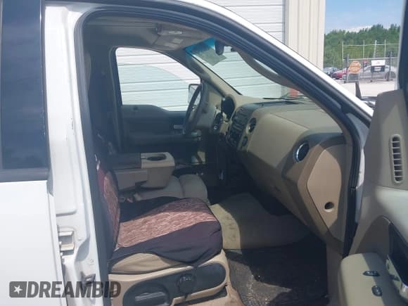 ✅ 2004 Ford F-150 XLT • VIN: 1FTPW12554FA12482 • Lot: 42669675. Listed on IAAI with Not provided. Free auction sales archive from the USA and detailed vehicle history report at DreamBid. Image 5.