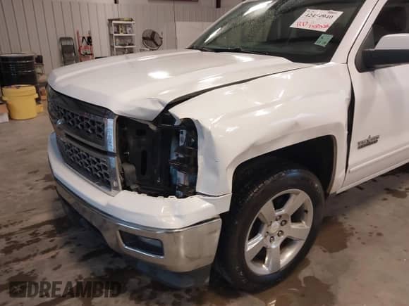 2015 Chevrolet Silverado 1500 LT z VIN 1GCRCREH0FZ398560, wystawiony jako IAAI lot #42454940 z przebiegiem 158 025 mil mil oraz . Historia ofert i sprzedaży dostępna na DreamBid. Obrazek 6.