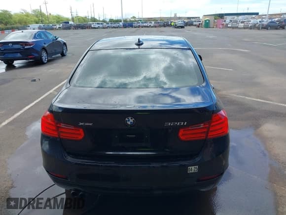 ✅ 2013 BMW 3 Series 328i xDrive • VIN: WBA3B3C52DF536321 • Лот: 42004170. Опубликован ранее на IAAI с пробегом 70 985 миль. Бесплатный доступ к архиву аукционных продаж из США и подробный отчёт об истории автомобиля на DreamBid. Изображение 16.