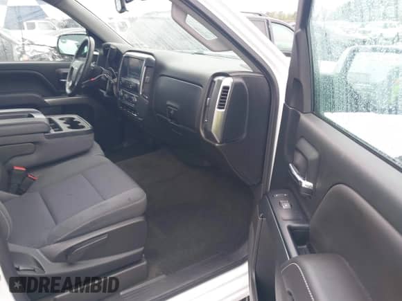 2018 Chevrolet Silverado 1500 LT с VIN 3GCPCREC0JG135232, выставлен на аукционе IAAI как лот 43527006 с пробегом 29 715 миль миль и . История ставок и продаж доступна на DreamBid. Изображение 5.