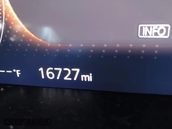 ✅ 2024 Mazda CX-90 Premium Plus • VIN: JM3KKEHA2R1151112 • Lot: 43471755. Wystawiony na IAAI z przebiegiem 16 727 mil. Bezpłatny archiwum sprzedaży aukcyjnych z USA i szczegółowy raport historii pojazdu na DreamBid. Zdjęcie 15.