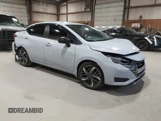 ✅ 2023 Nissan Versa SR • VIN: 3N1CN8FV7PL873955 • Лот: 43671502. Опубликован ранее на IAAI с пробегом 79 236 миль. Бесплатный доступ к архиву аукционных продаж из США и подробный отчёт об истории автомобиля на DreamBid. Изображение 1.