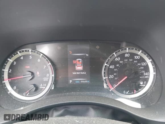 ✅ 2020 Toyota Highlander LE • VIN: 5TDZZRAH3LS020153 • Лот: 42020208. Опубликован ранее на IAAI с пробегом 44 644 миль. Бесплатный доступ к архиву аукционных продаж из США и подробный отчёт об истории автомобиля на DreamBid. Изображение 7.